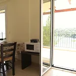 Elia Village 아파트 Katomerion