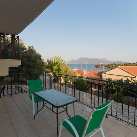 דירה Elia Village