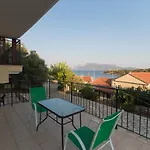 Апартаменты Elia Village