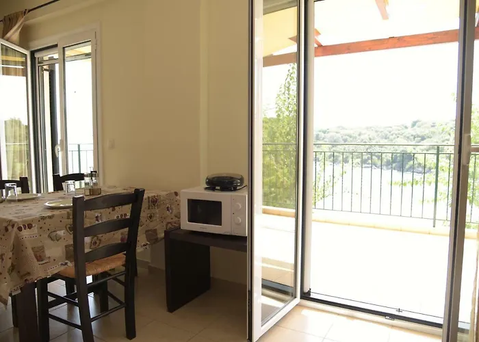 Elia Village Appartement Katomerion